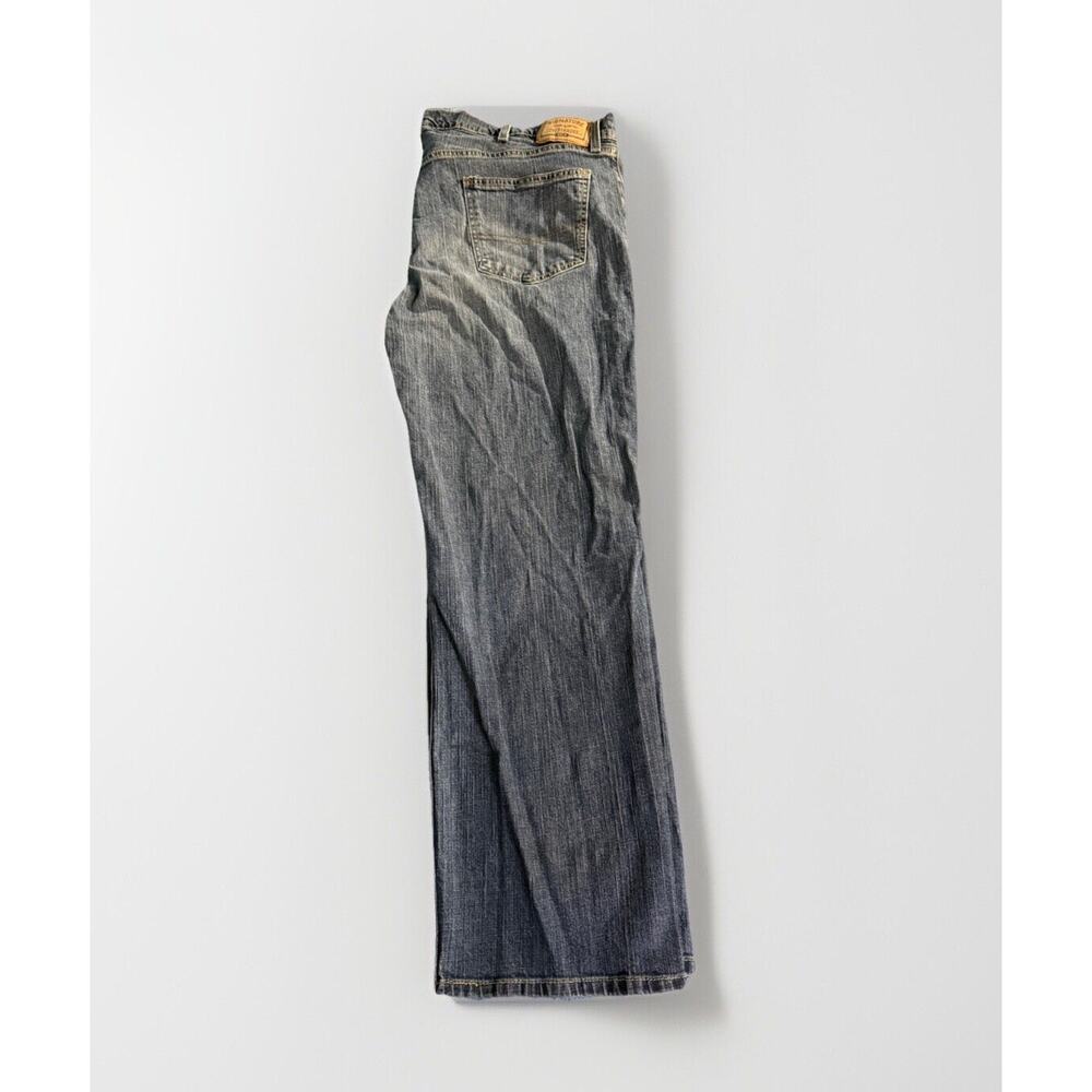 Signature By Levi Strauss Gold Men Relaxed Fit Medium Wash Jeans Size 46x30